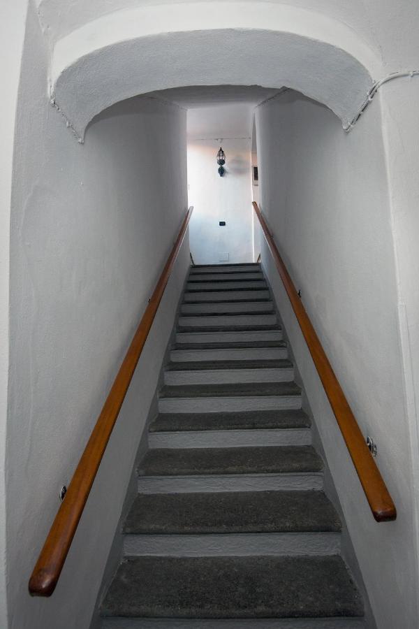 Larius Apartment Como Exterior photo