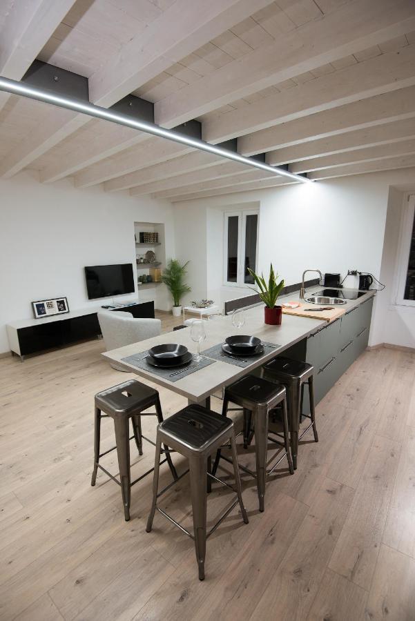 Larius Apartment Como Exterior photo